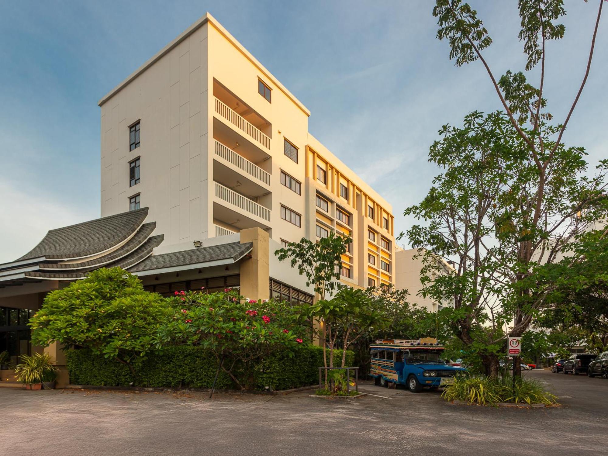 Recenta Phuket Suanluang Otel Dış mekan fotoğraf